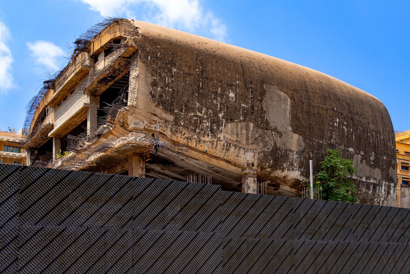 Pentax K-1 Mark II sample photo. Ruin, building, cinema photography