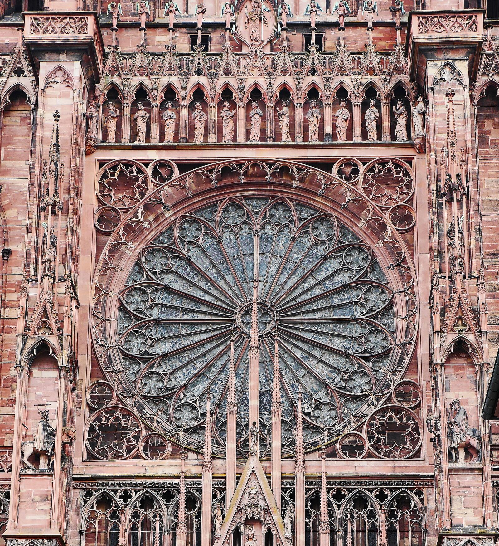 Panasonic Lumix DMC-GH3 sample photo. Strasbourg, münster, rosette photography