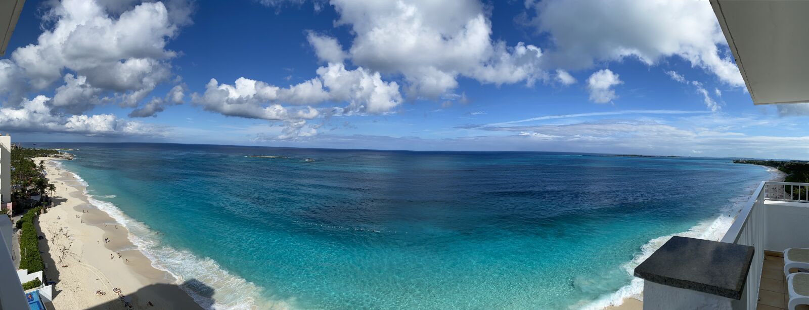 iPhone 11 back camera 4.25mm f/1.8 sample photo. Bahamas, ocean, island photography
