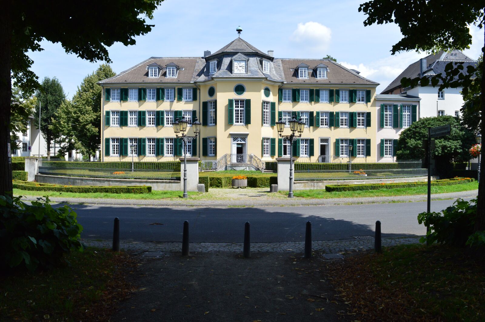Nikon D3200 sample photo. Ratingen, castle, cromford photography