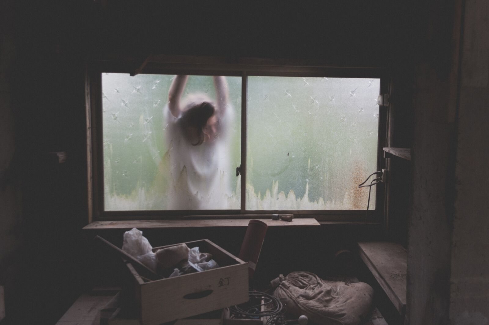 Nikon D5000 sample photo. Window, barn, attic photography