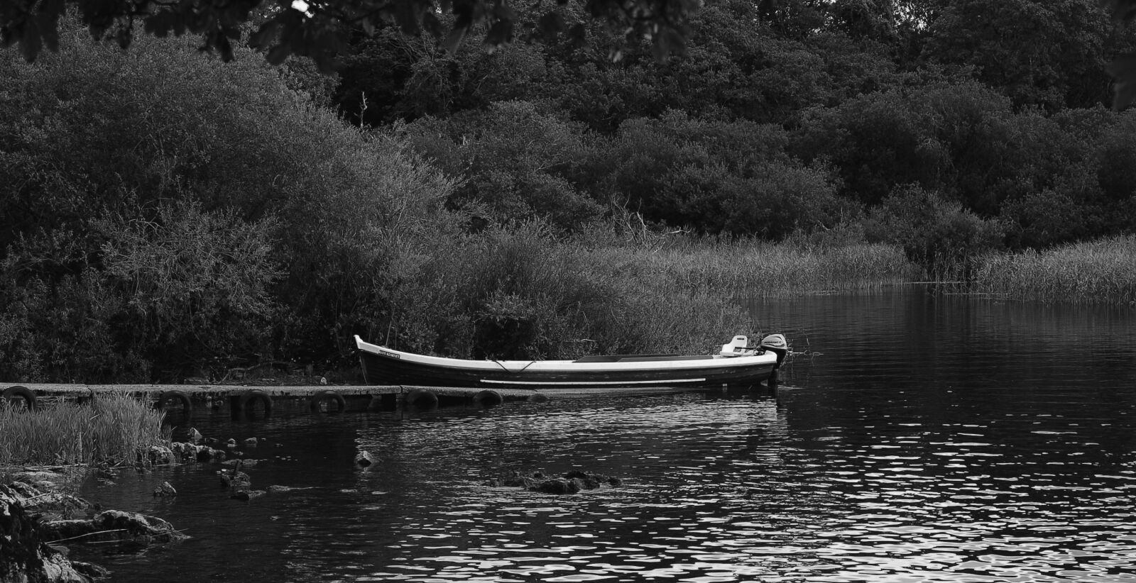 Nikon D50 sample photo. Boat, lake, lonely photography