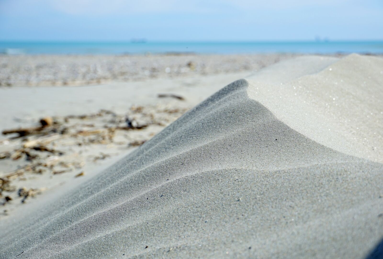 Sony E 18-135mm F3.5-5.6 OSS sample photo. Sand, nature, beach photography