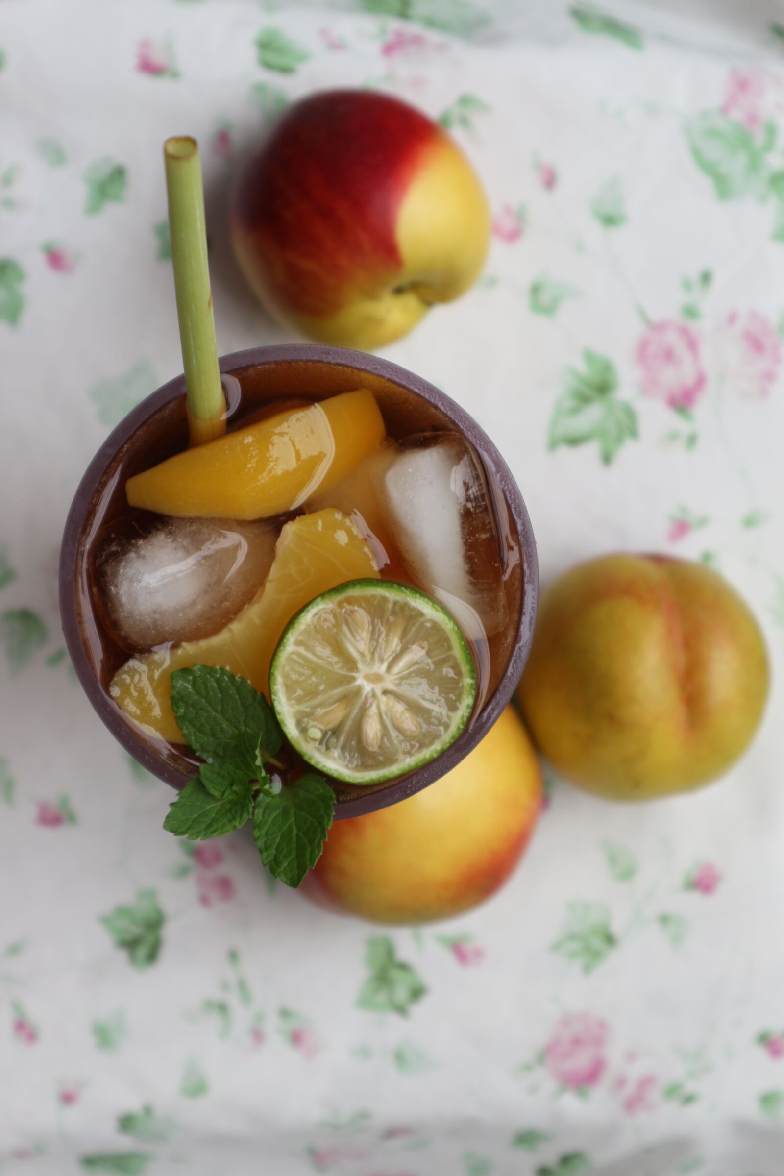 Canon EF-M 15-45mm F3.5-6.3 IS STM sample photo. Drink, food, ice photography