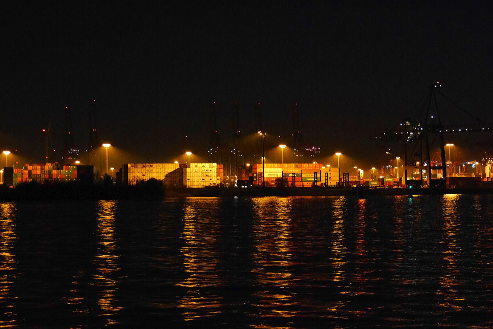 Panasonic Lumix DMC-G6 sample photo. Hamburg, port, freight harbor photography