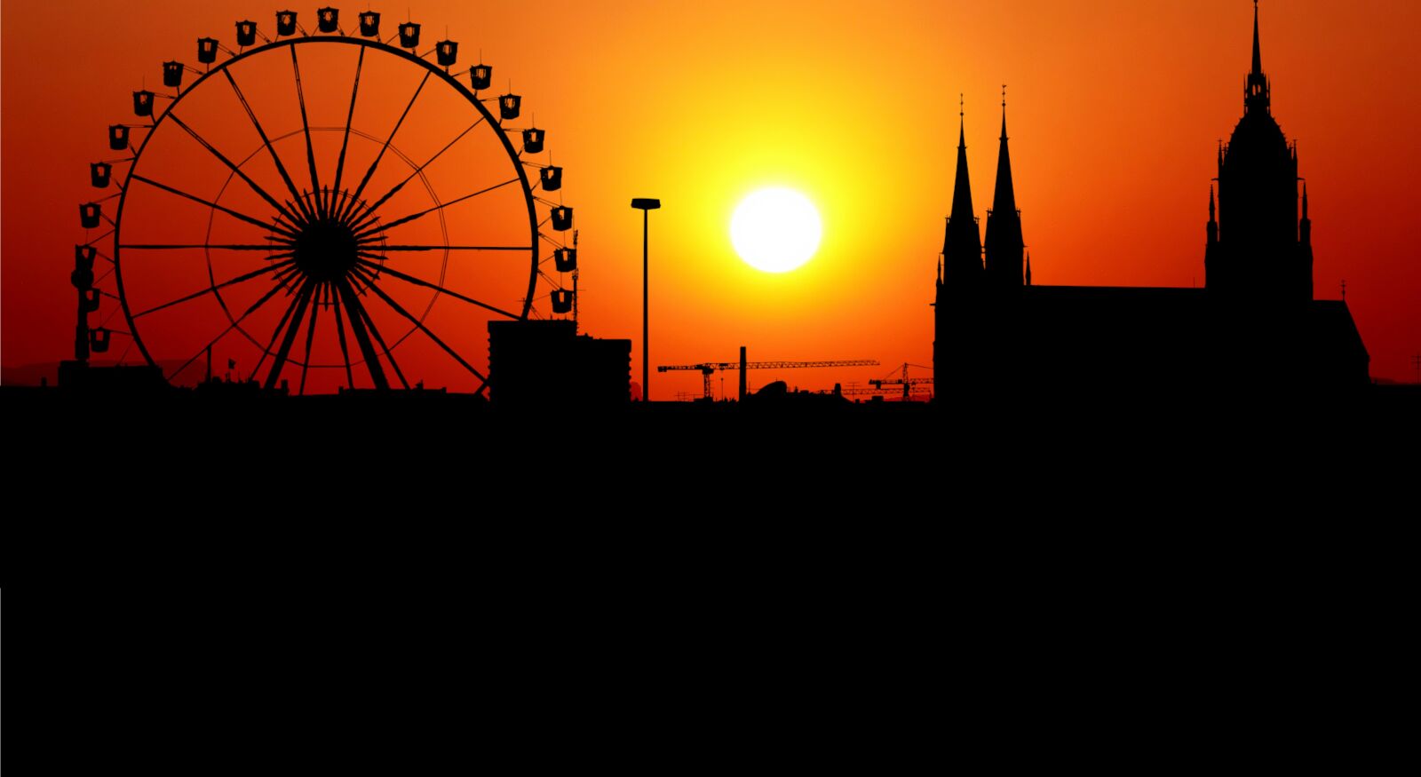 Panasonic Lumix DMC-FZ200 sample photo. Sunset, fair, ferris wheel photography