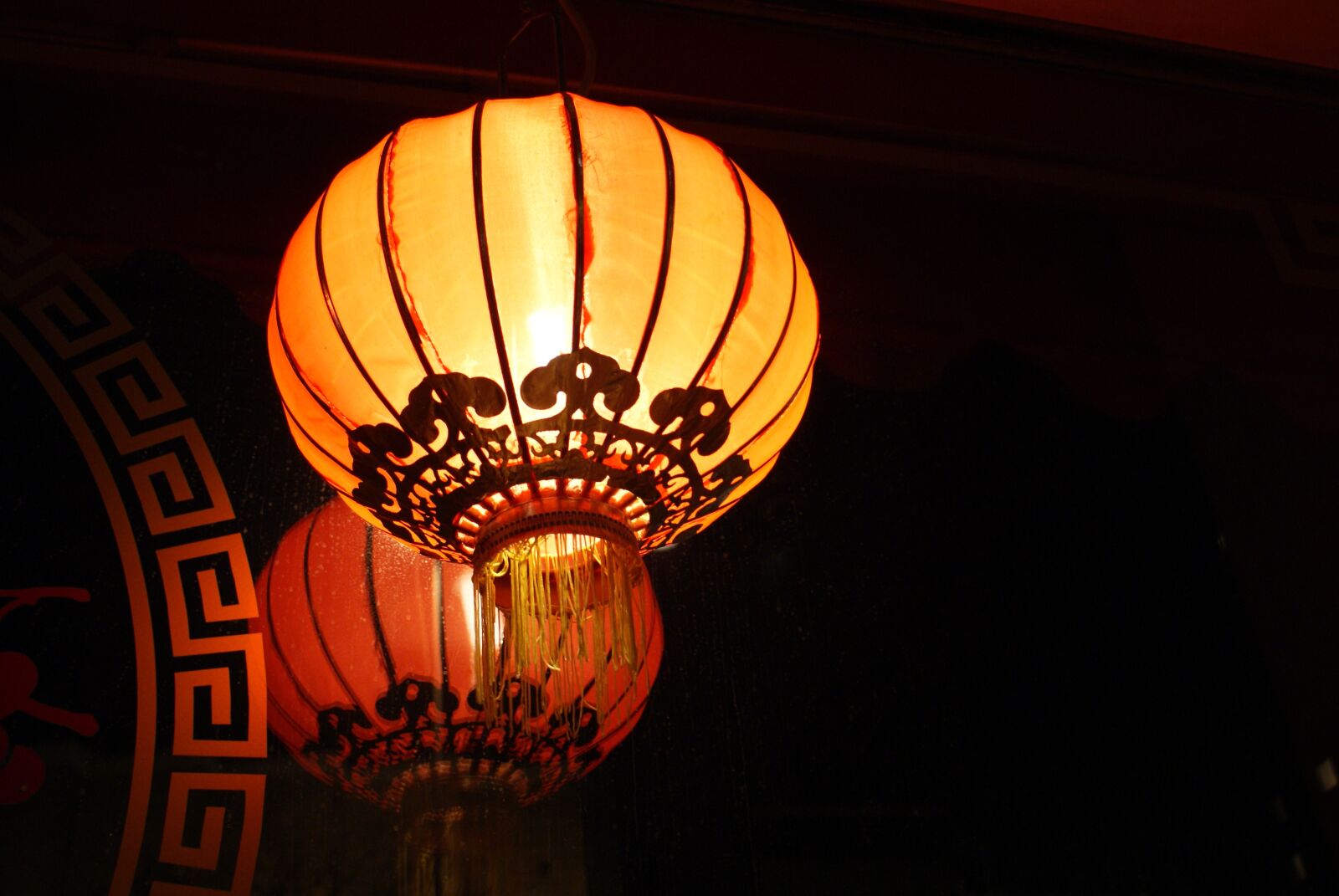 Sony Alpha DSLR-A200 sample photo. Lamp, oriental, orient photography