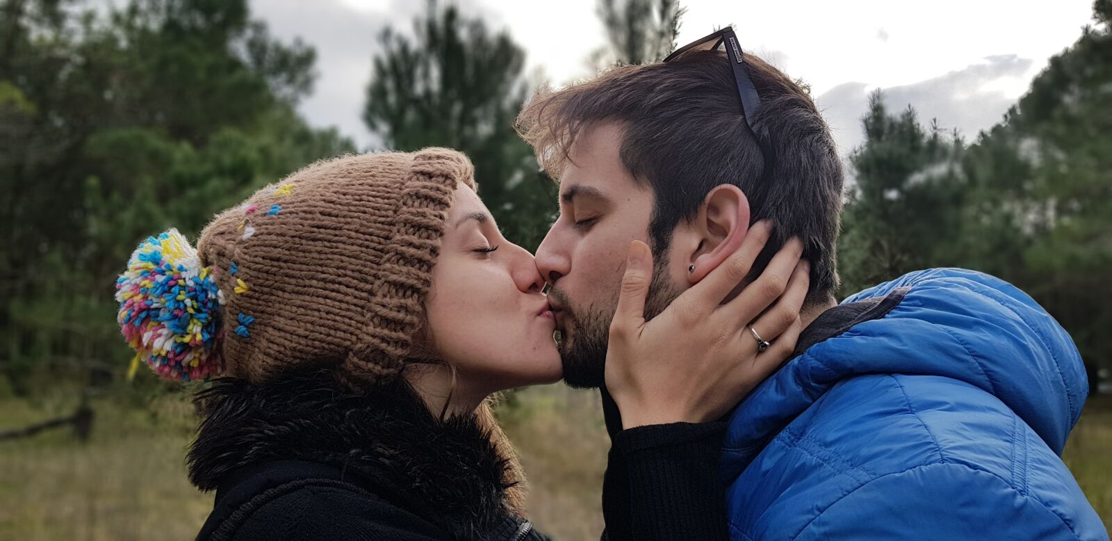 Samsung Galaxy S8+ sample photo. Kiss, love, warren photography