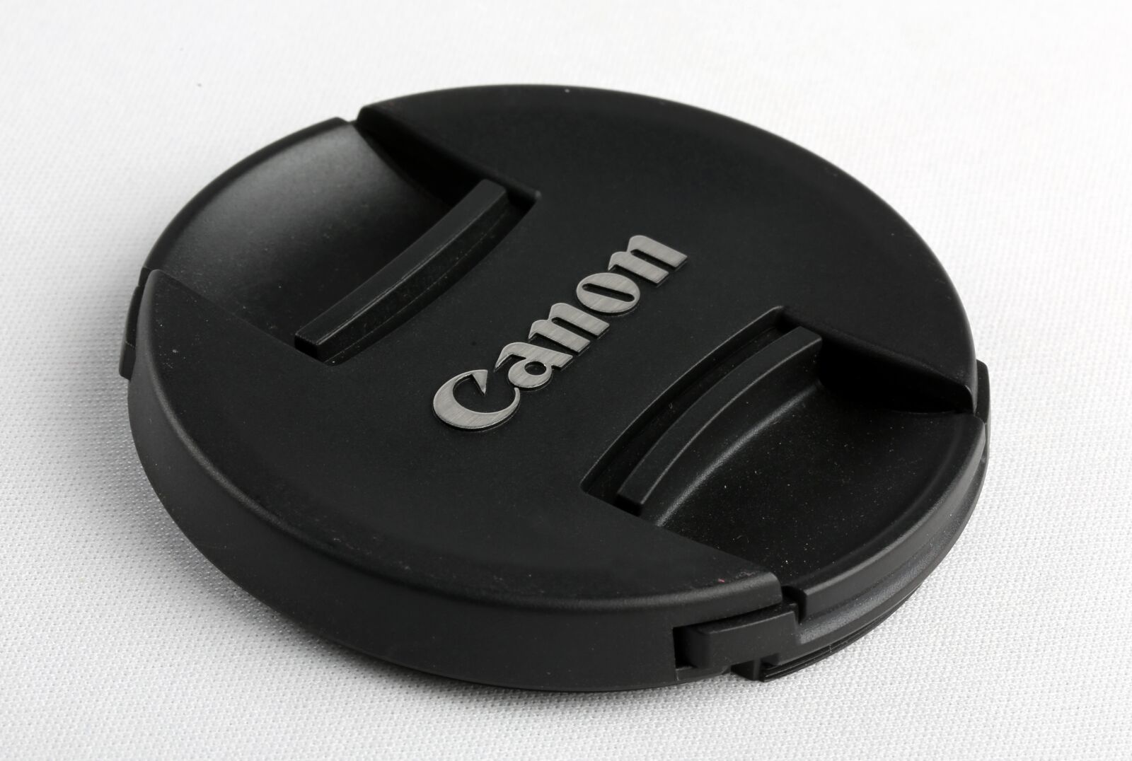 Canon EF 100mm F2.8L Macro IS USM sample photo. Lens cap, camera accessory photography