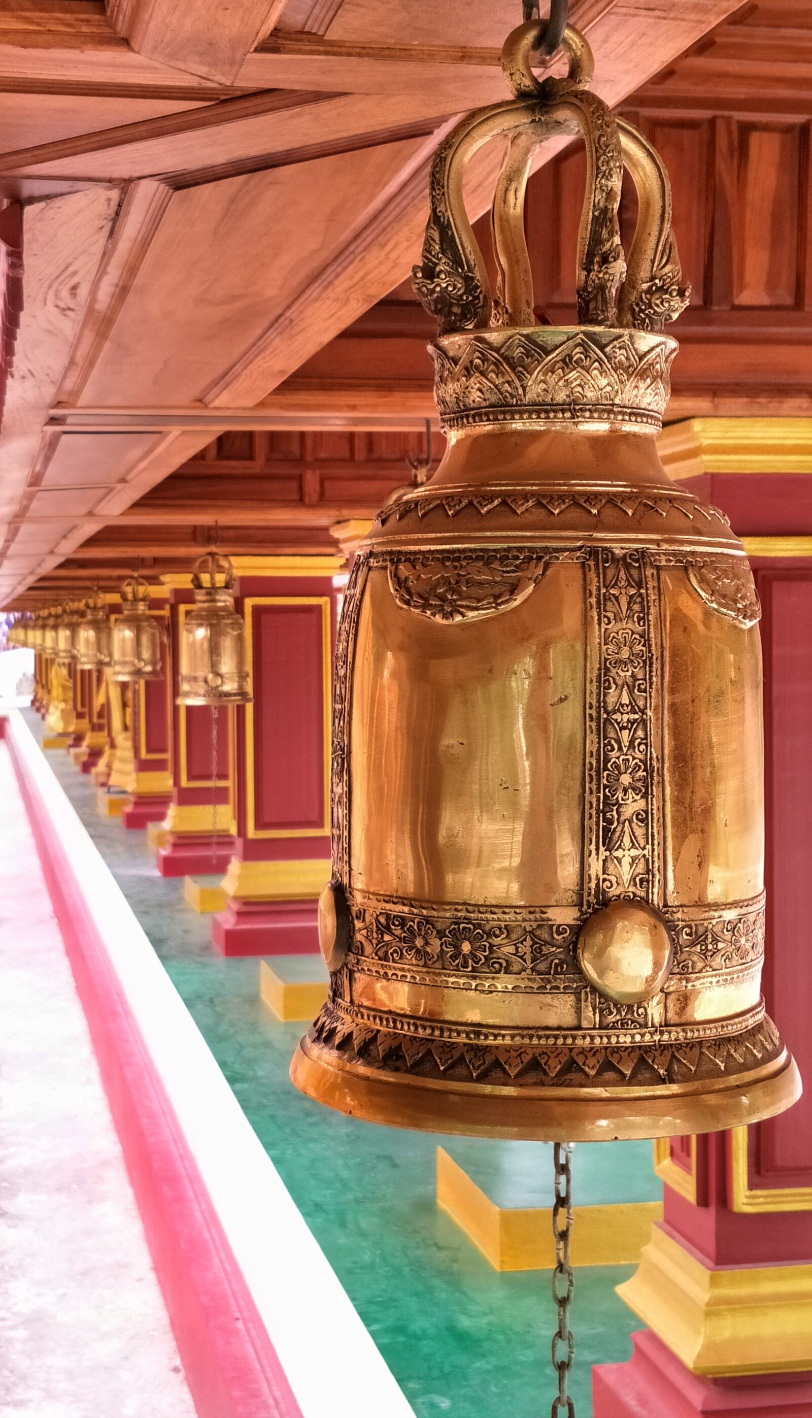 OPPO R9S PLUS sample photo. Buddhist, ornate, bells photography