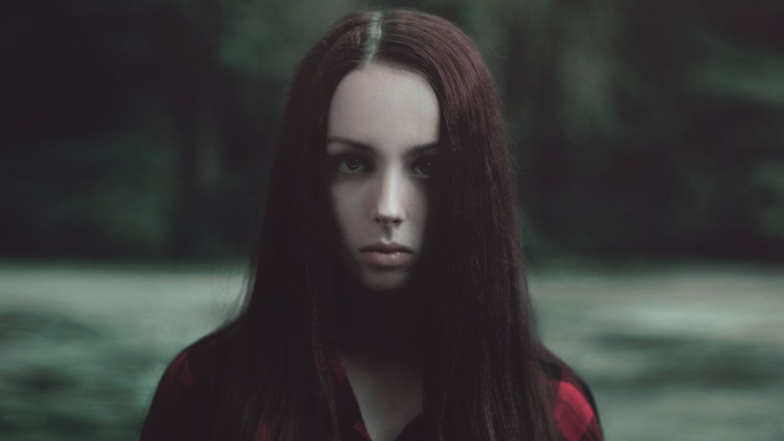 Canon EOS 60D sample photo. Portrait, girl, gloominess photography