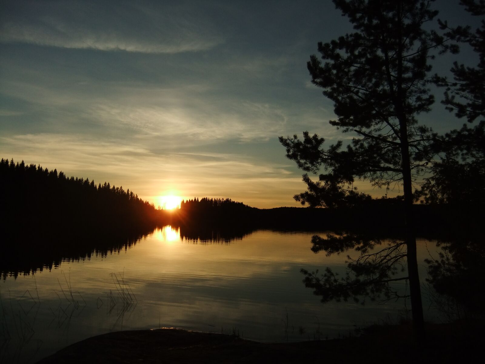 FujiFilm FinePix JZ500 (FinePix JZ505) sample photo. Sunset, lake, finland photography