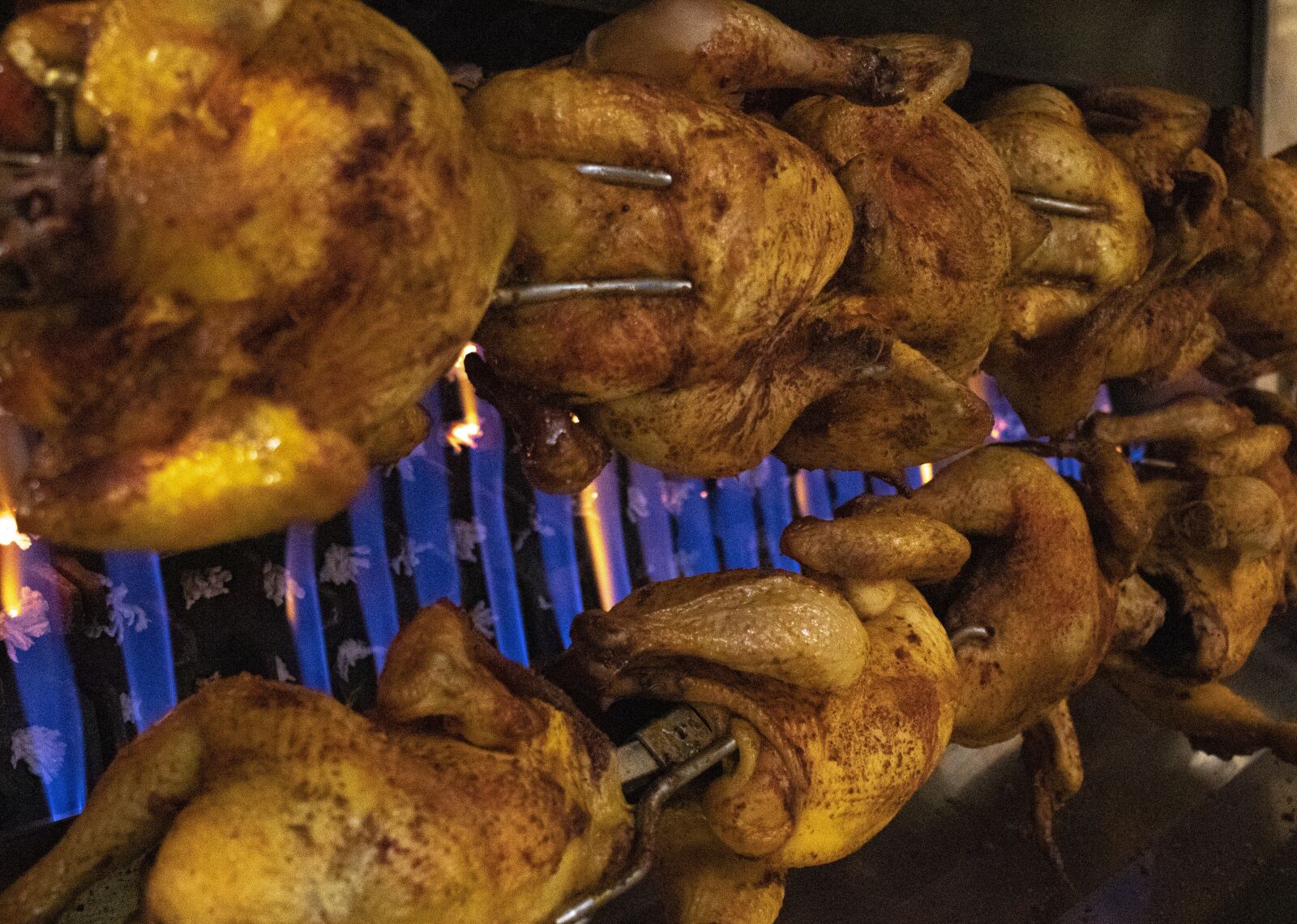 Canon EOS 77D (EOS 9000D / EOS 770D) sample photo. Chicken, grill, restaurant photography