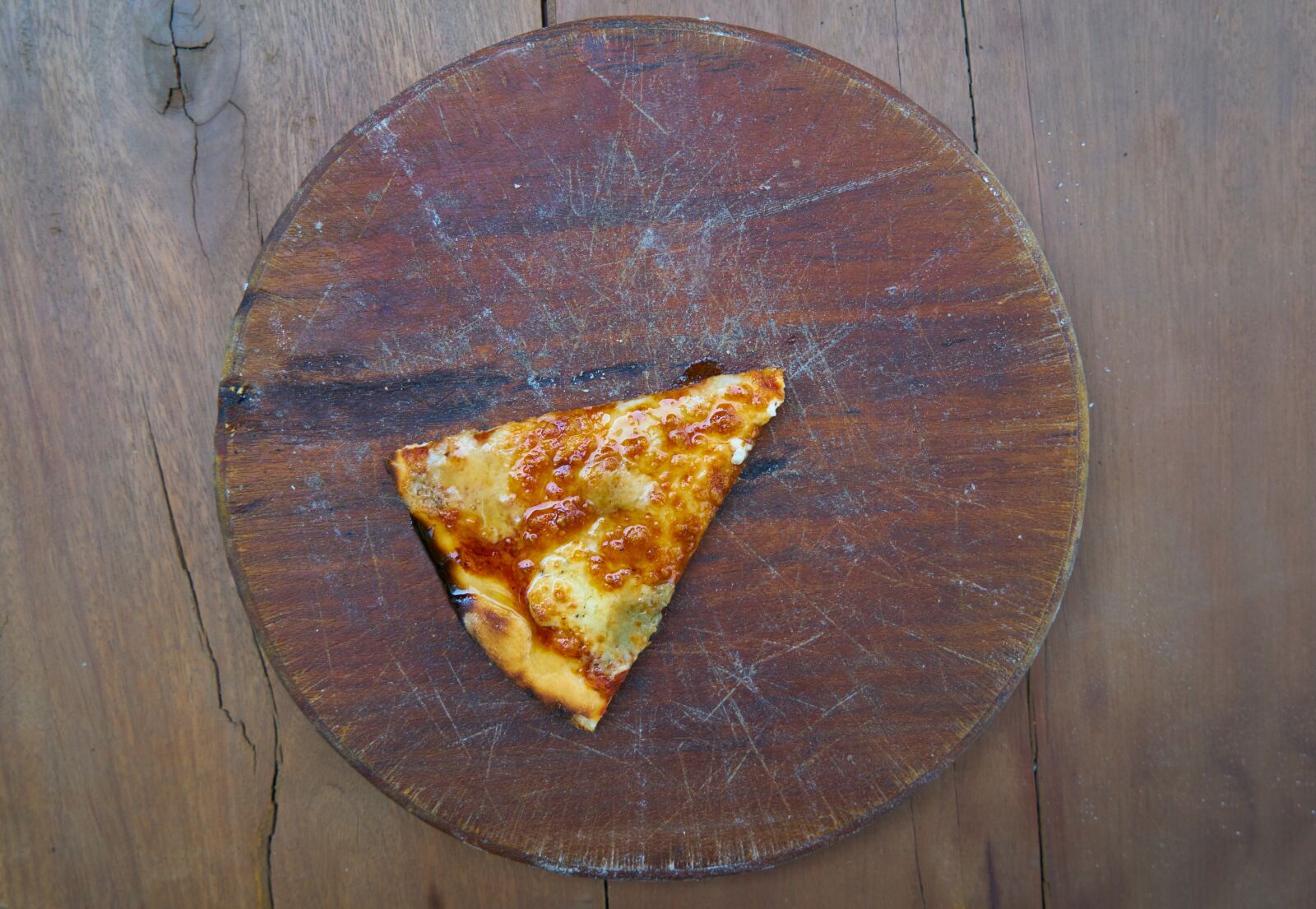Sony a7R II sample photo. Pizza, cheese, food photography