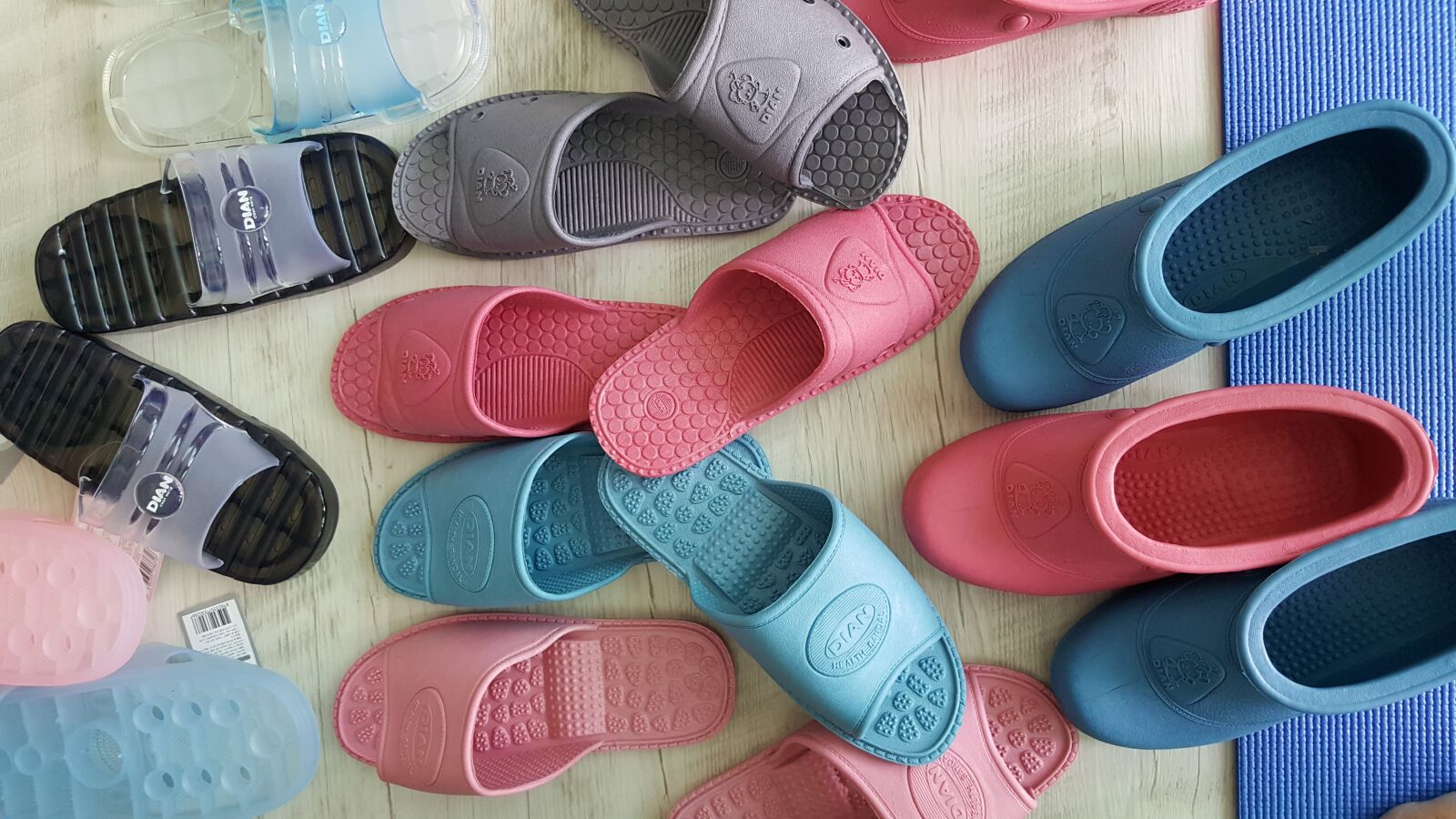 Samsung Galaxy Note5 sample photo. Shoes, living room shoes photography