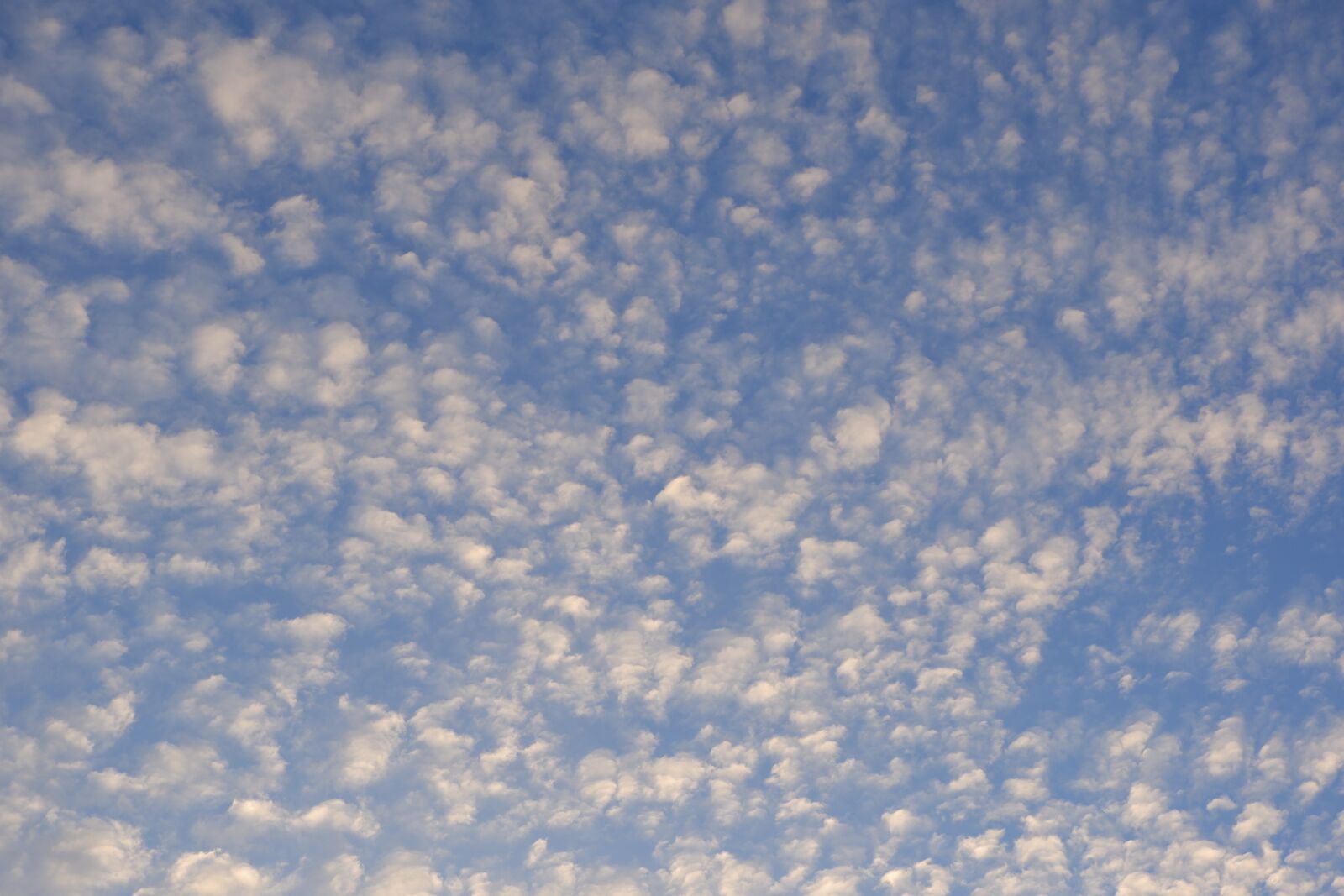 Fujifilm X-T100 sample photo. Clouds, sky, atmosphere photography