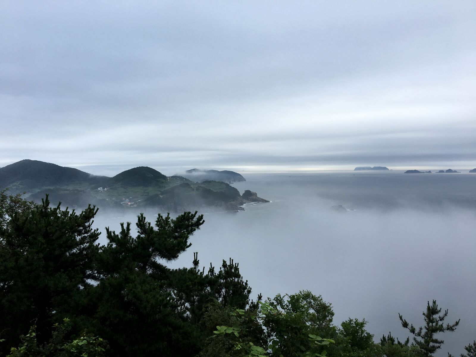 Apple iPhone 6s sample photo. Sky, fog, cloud photography