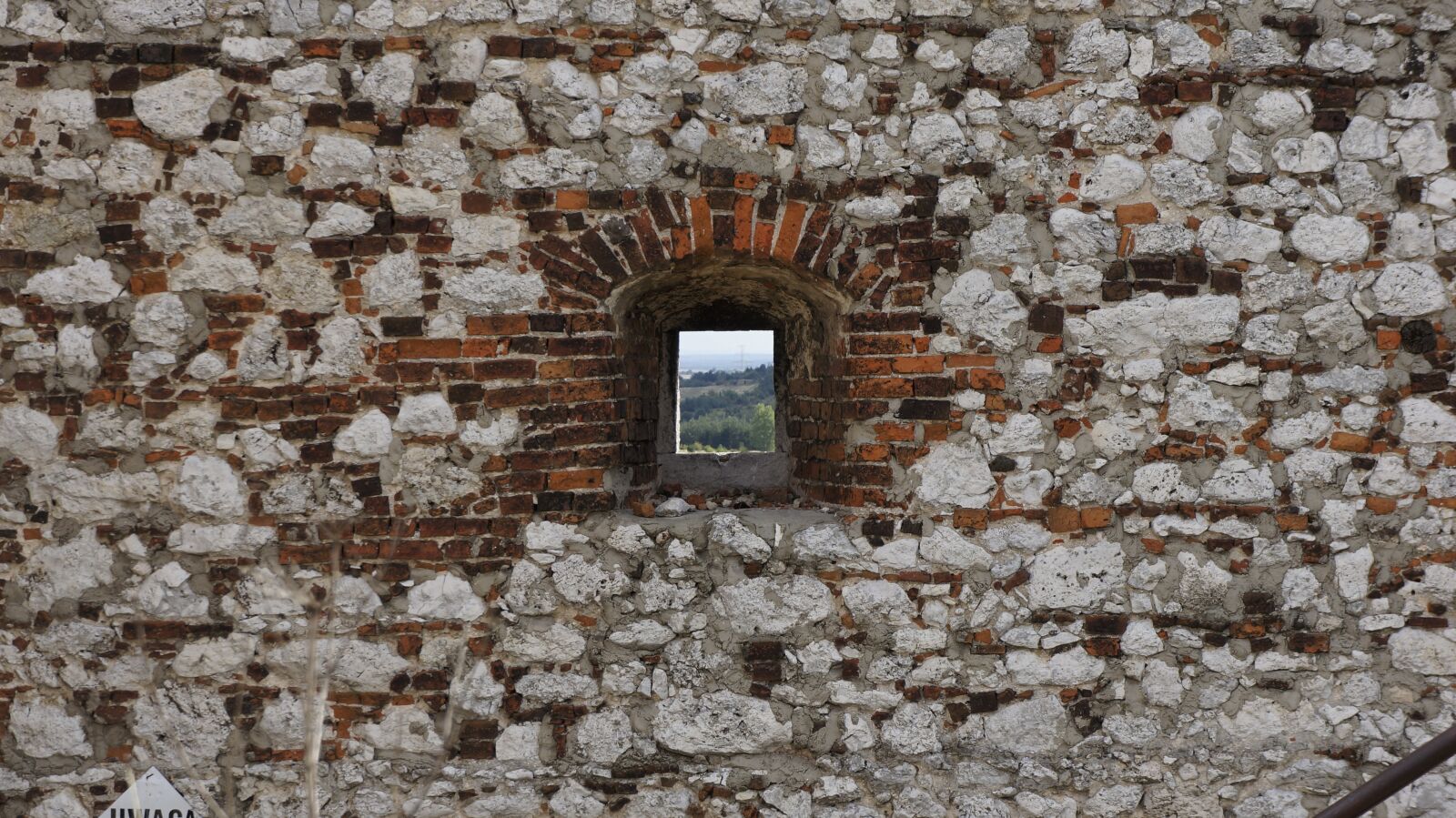 Sony Alpha NEX-5N sample photo. Lake dusia, window, architecture photography