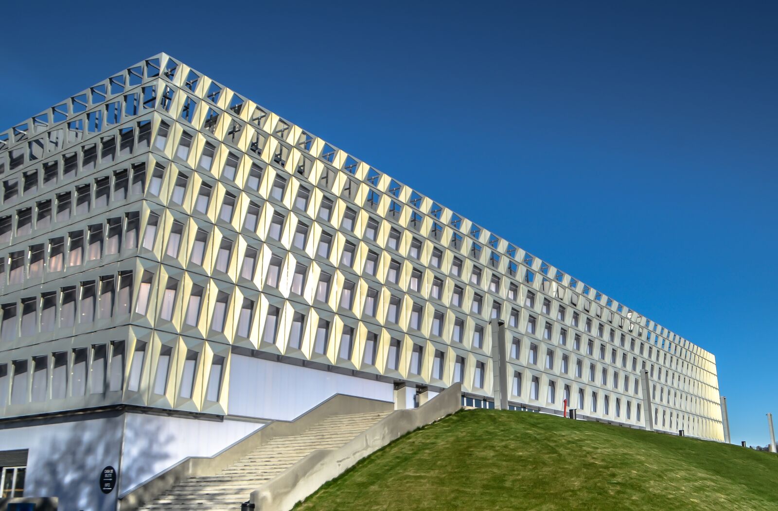 Nikon D7000 sample photo. Building, architecture, europe photography
