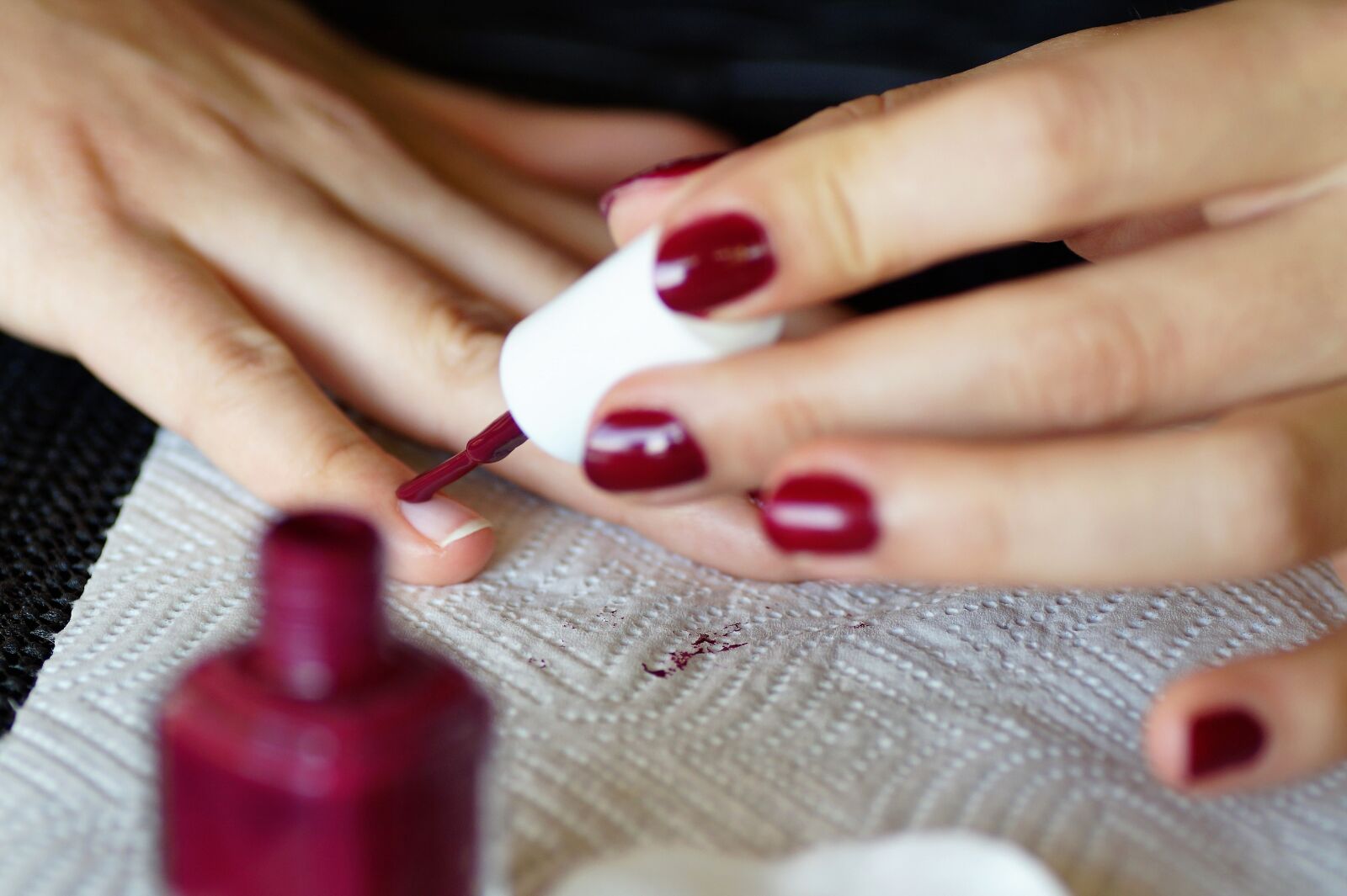 Sony SLT-A58 sample photo. Nails, painting, manicure photography