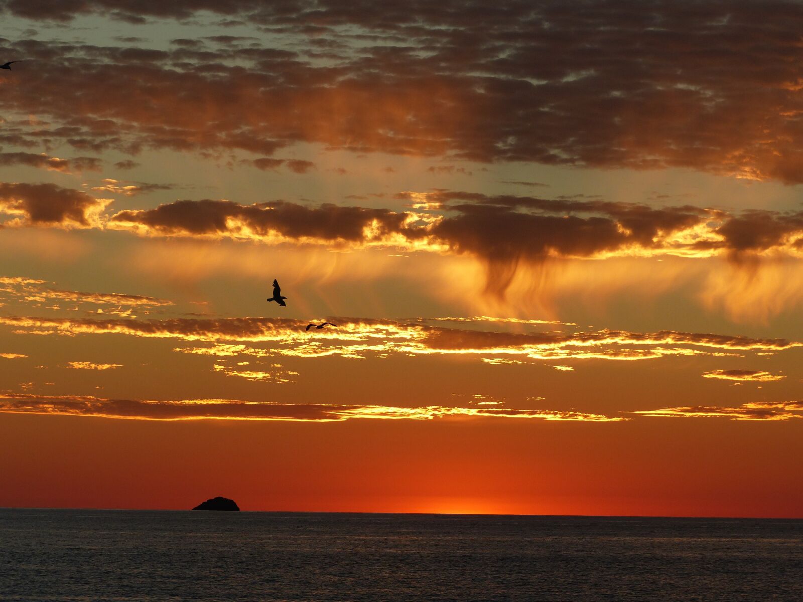 Panasonic Lumix DMC-FZ200 sample photo. Ibiza, sun, vacations photography