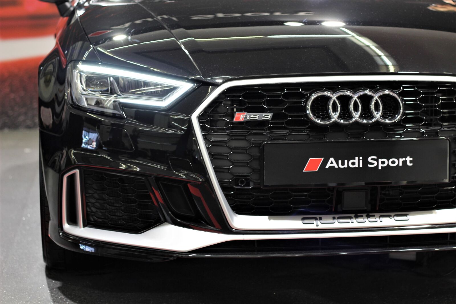 Canon EOS 600D (Rebel EOS T3i / EOS Kiss X5) + Canon EF 50mm F1.8 II sample photo. Car, audi sport rs3 photography