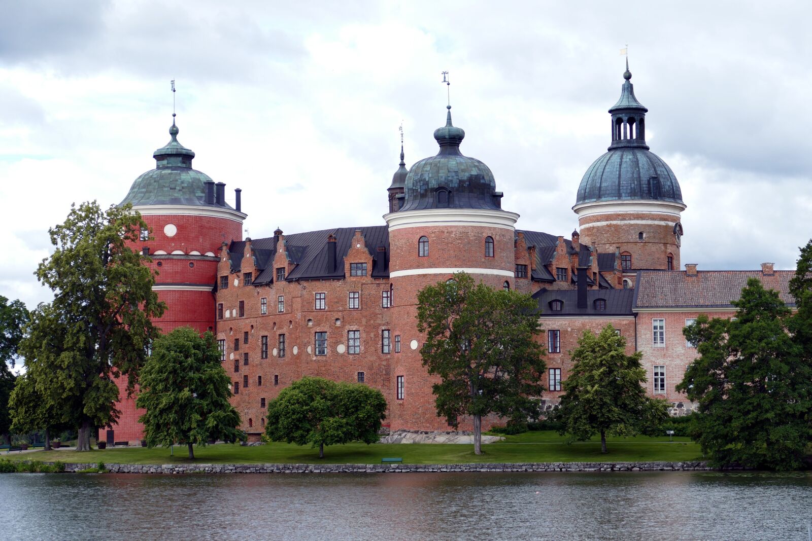 Panasonic Lumix DMC-FZ1000 sample photo. Gripsholm, sweden, historically photography