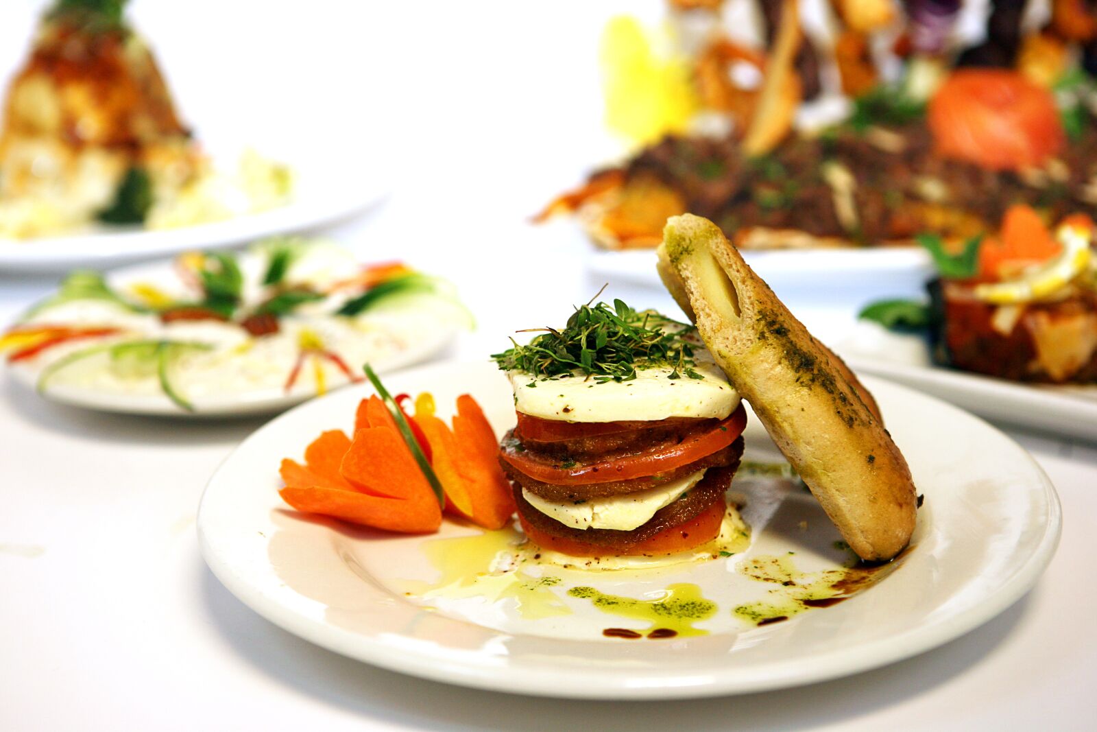 Canon EOS 5D sample photo. Caprese, salad, cheese photography