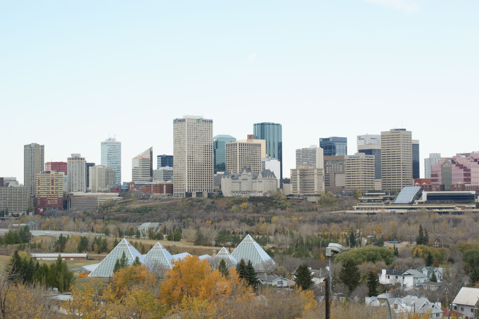 Sony Alpha DSLR-A350 sample photo. Edmonton, city, downtown photography