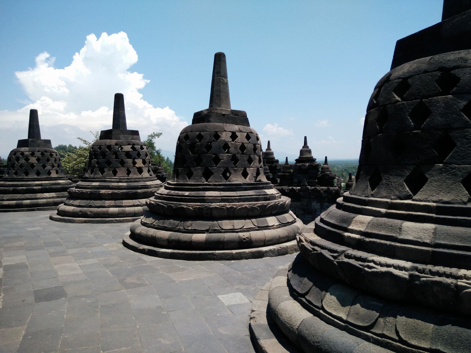 OPPO R7f sample photo. Borobudur, temple photography