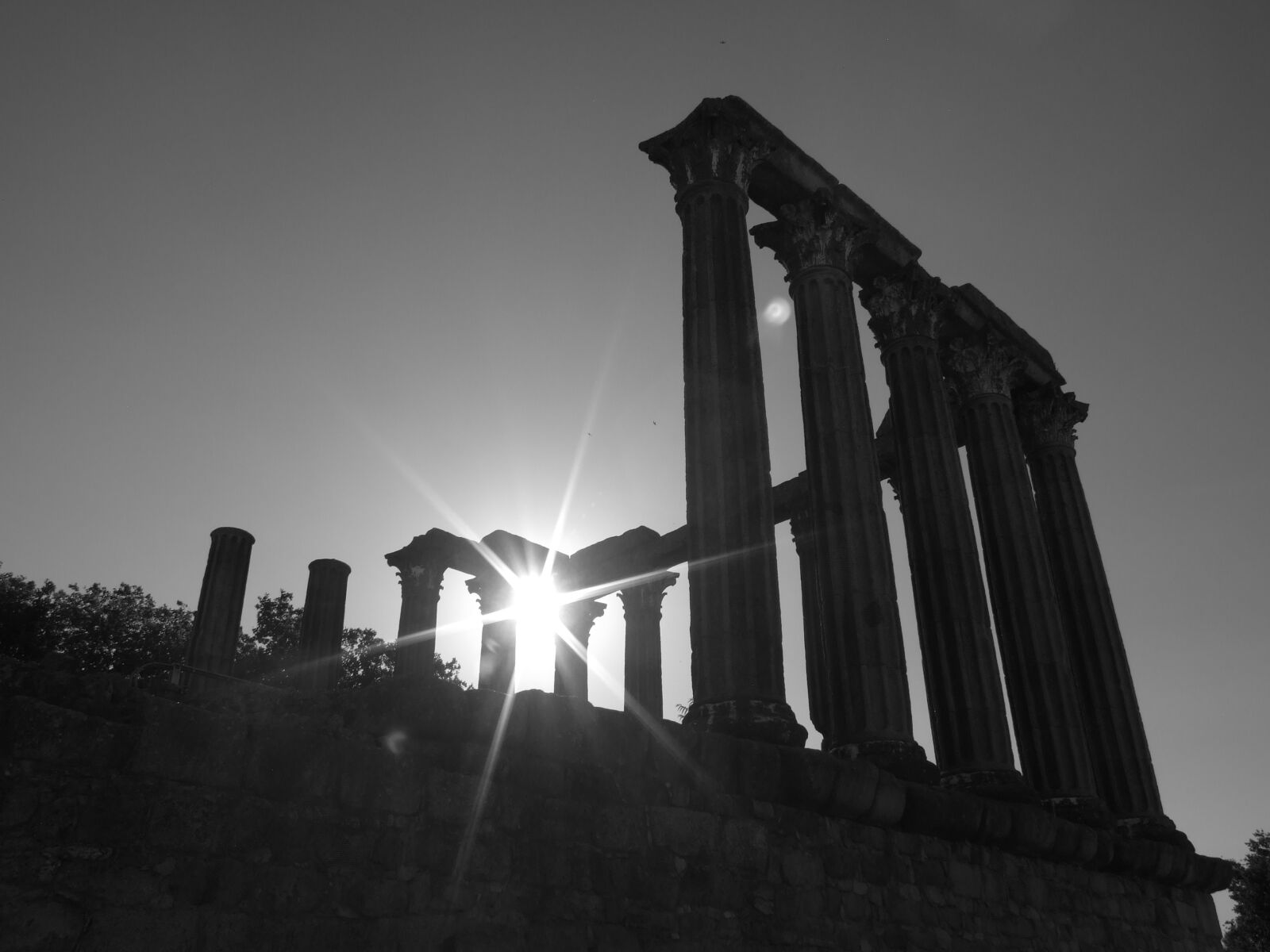 Fujifilm FinePix S6500fd sample photo. Evora, roman, temple photography