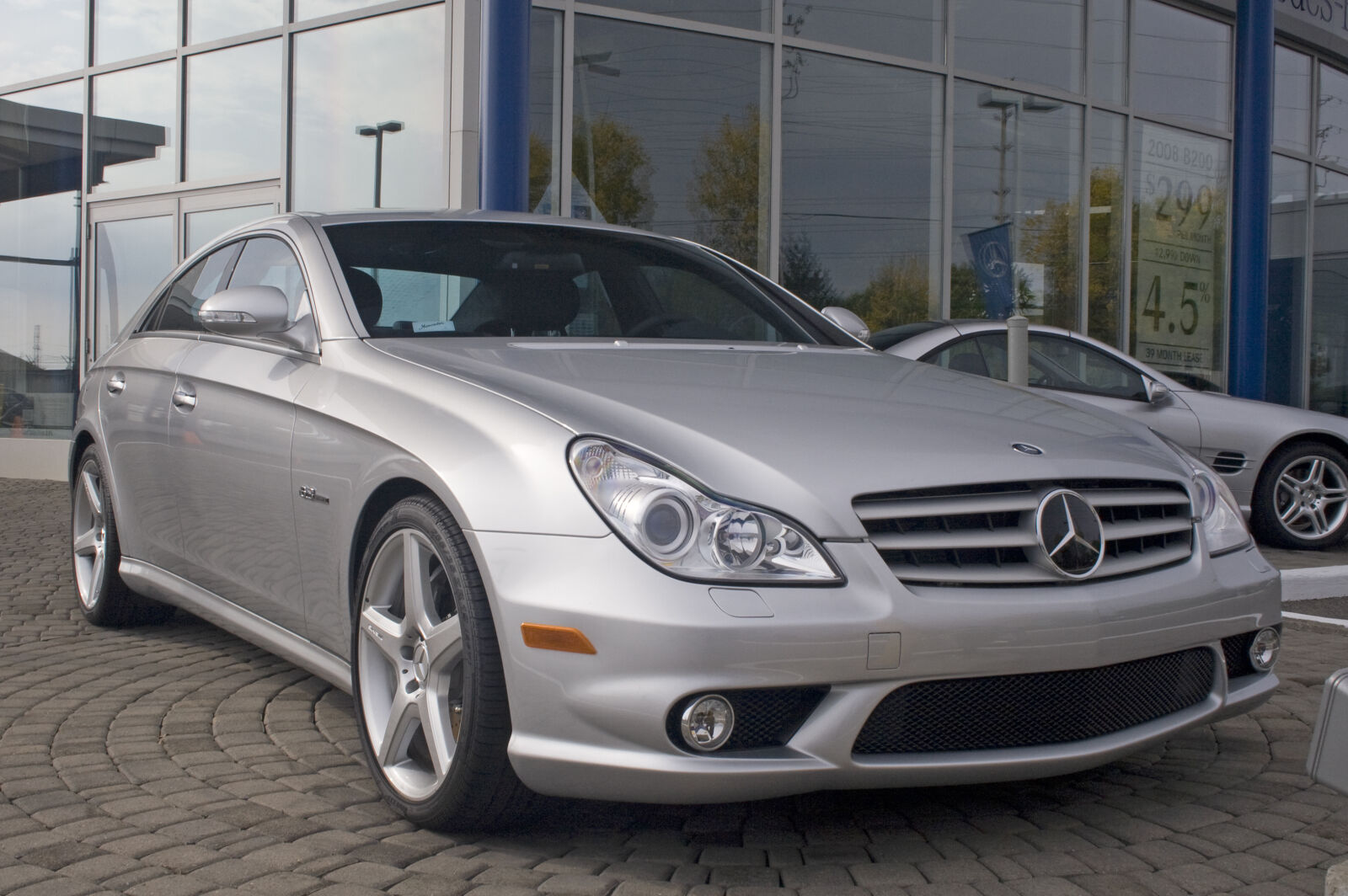 Canon EOS 20D sample photo. Car, car, dealership, luxurious photography