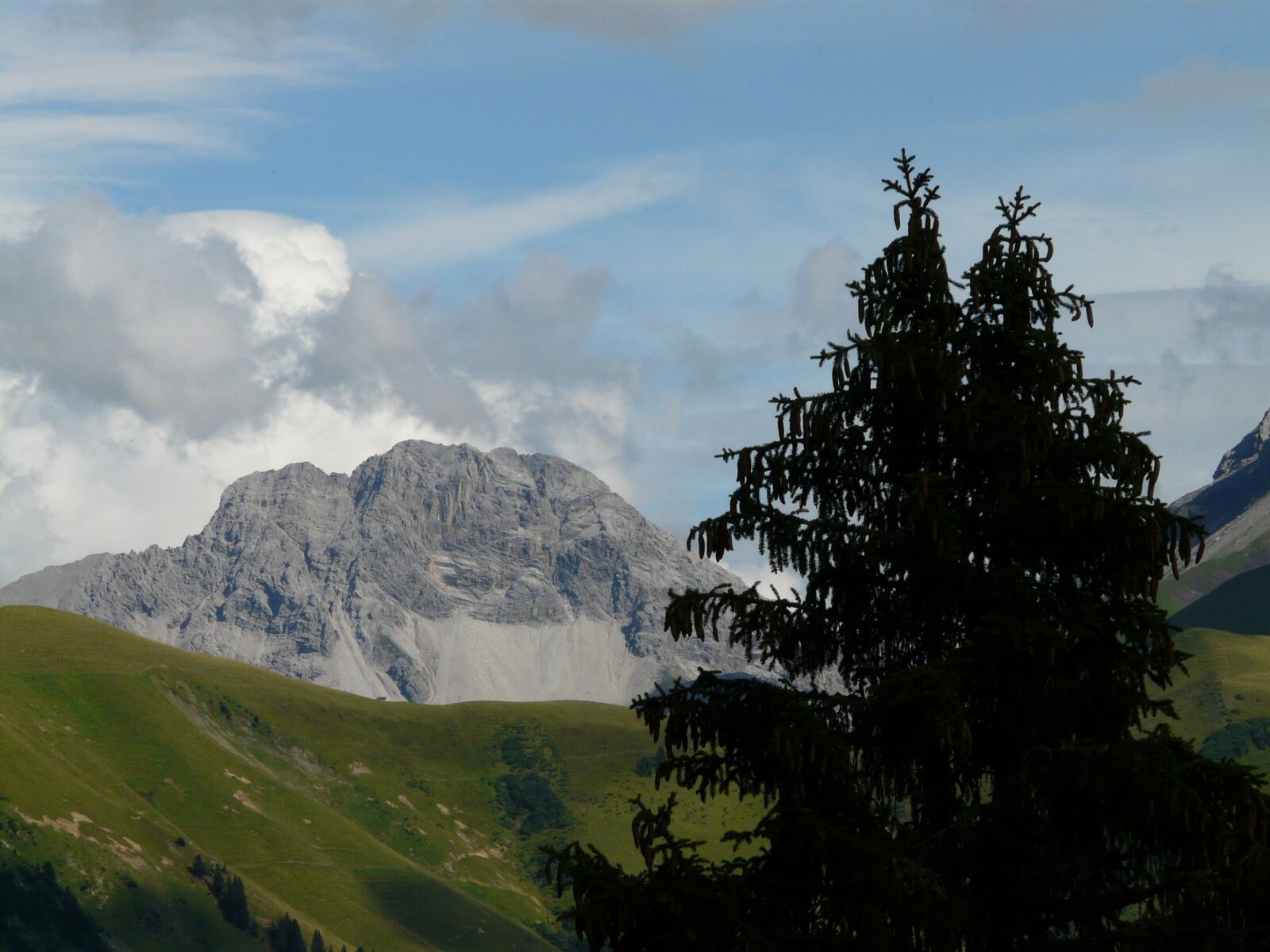 Panasonic DMC-FZ18 sample photo. Panorama, alpine, mountains photography