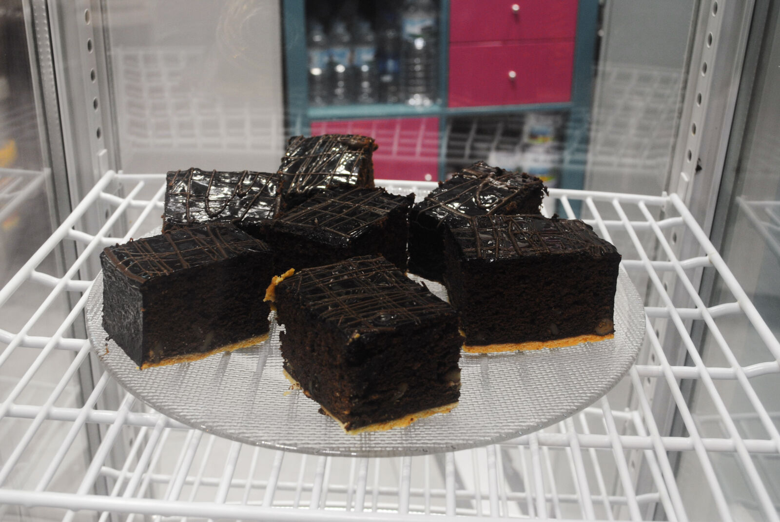 Nikon D3000 sample photo. Brownie, cafe, cake, dessert photography