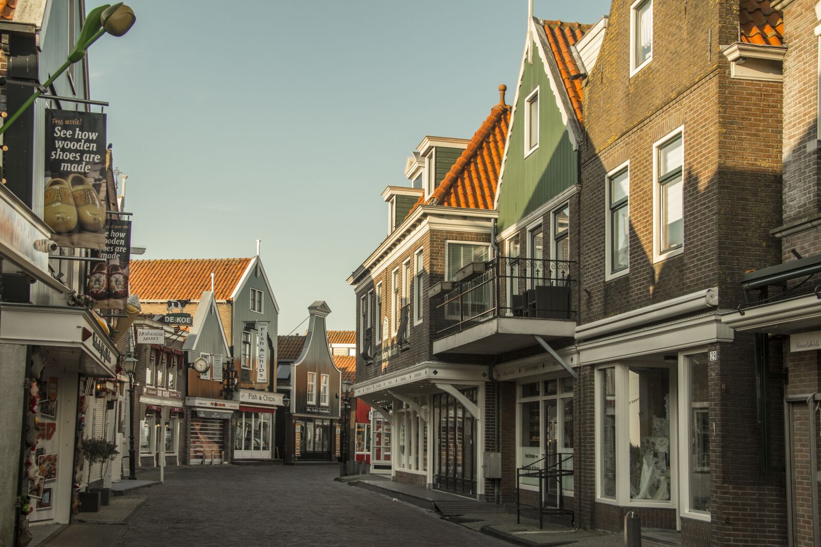 Canon EF-S 17-85mm F4-5.6 IS USM sample photo. Volendam, netherlands, north holland photography