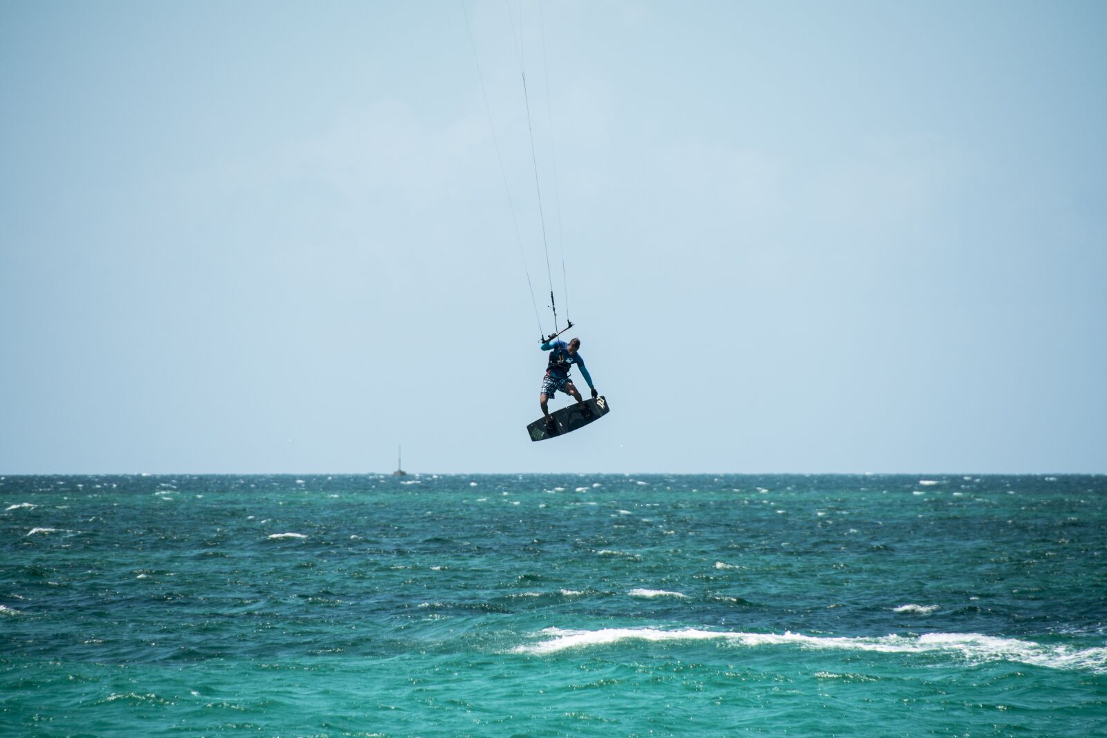 Nikon D7100 sample photo. Surfer, wave, wind photography
