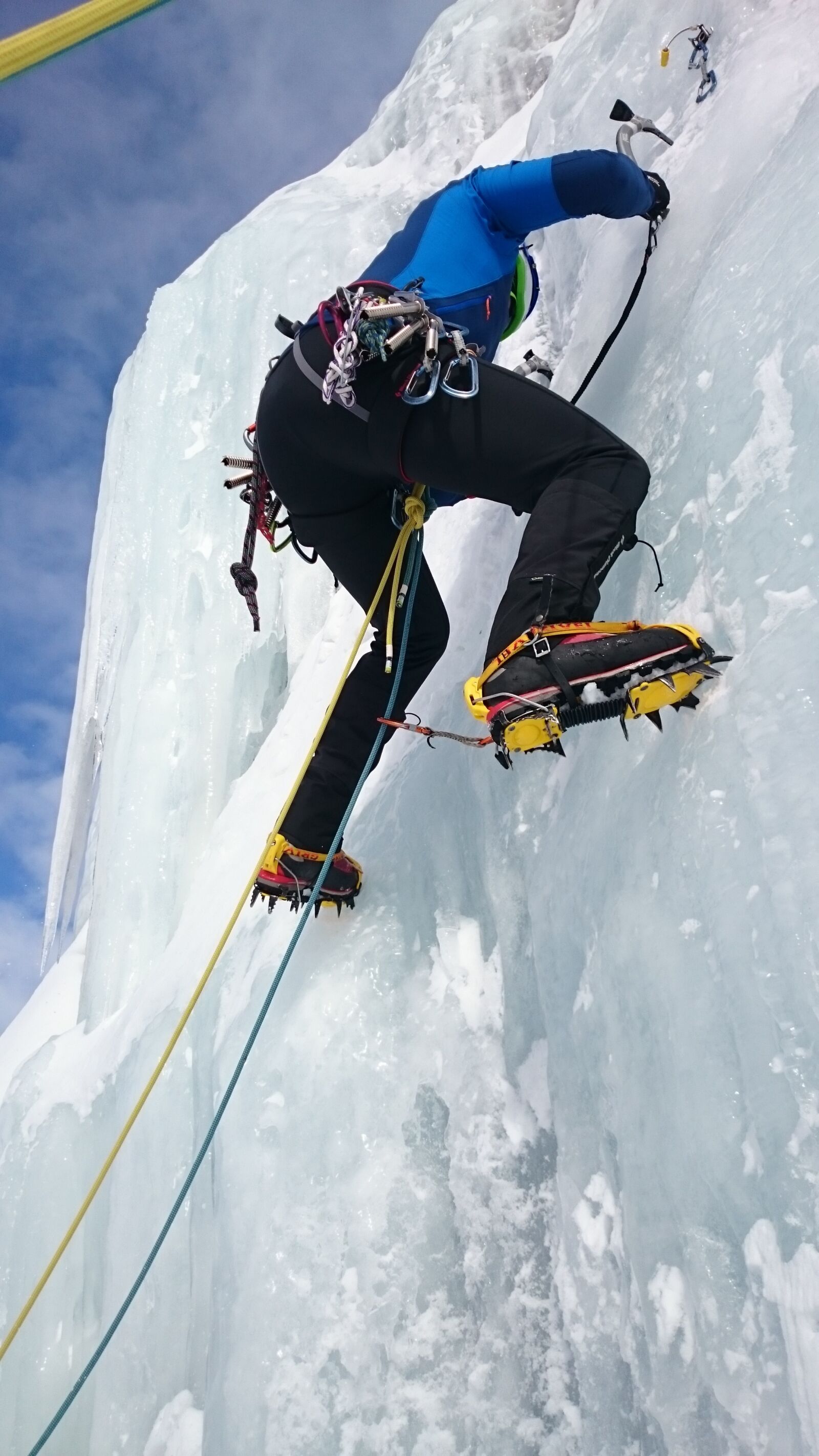 Sony Xperia Z2 sample photo. Ice climbers, climb, ice photography