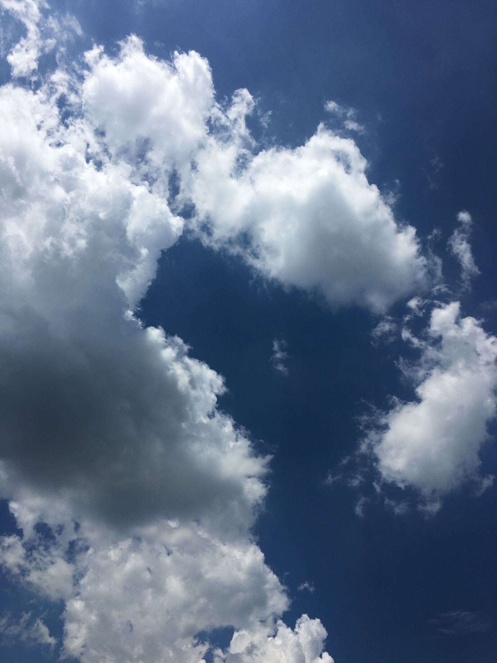Apple iPhone 6s sample photo. Sky, blue, clouds photography