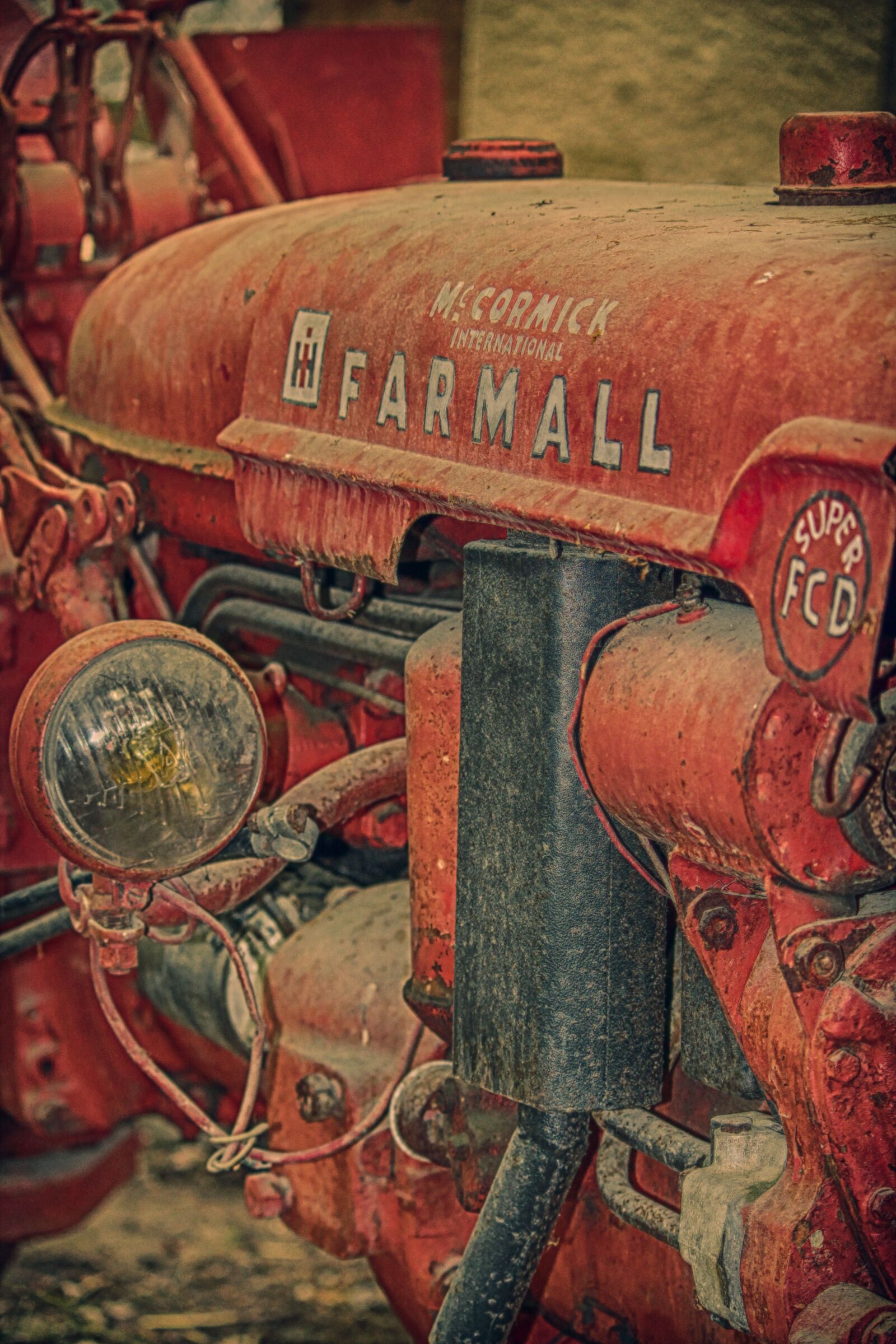 Canon EOS 1100D (EOS Rebel T3 / EOS Kiss X50) sample photo. Tractor, farmall, former photography