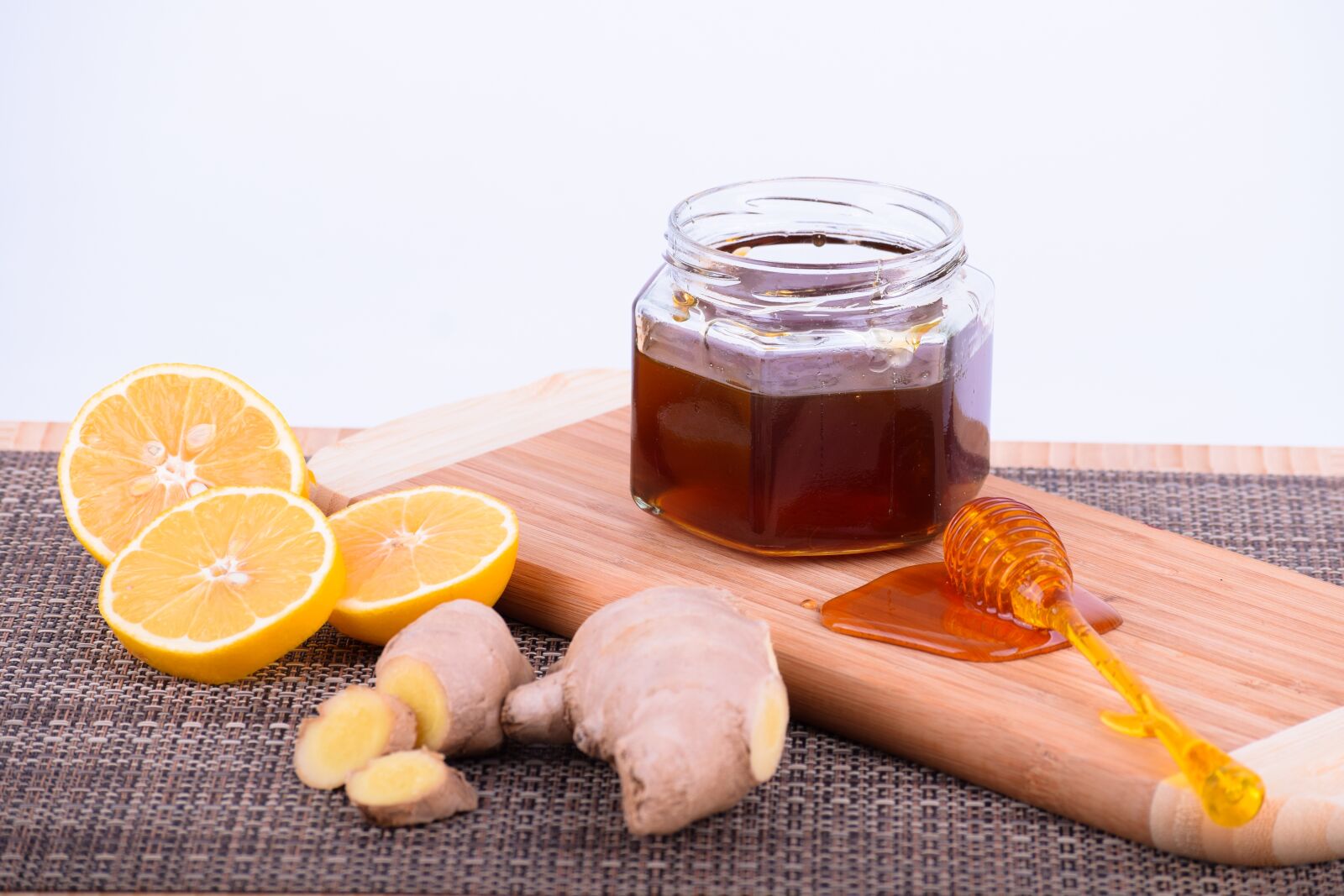 Nikon D3300 sample photo. Honey, lemon, food photography