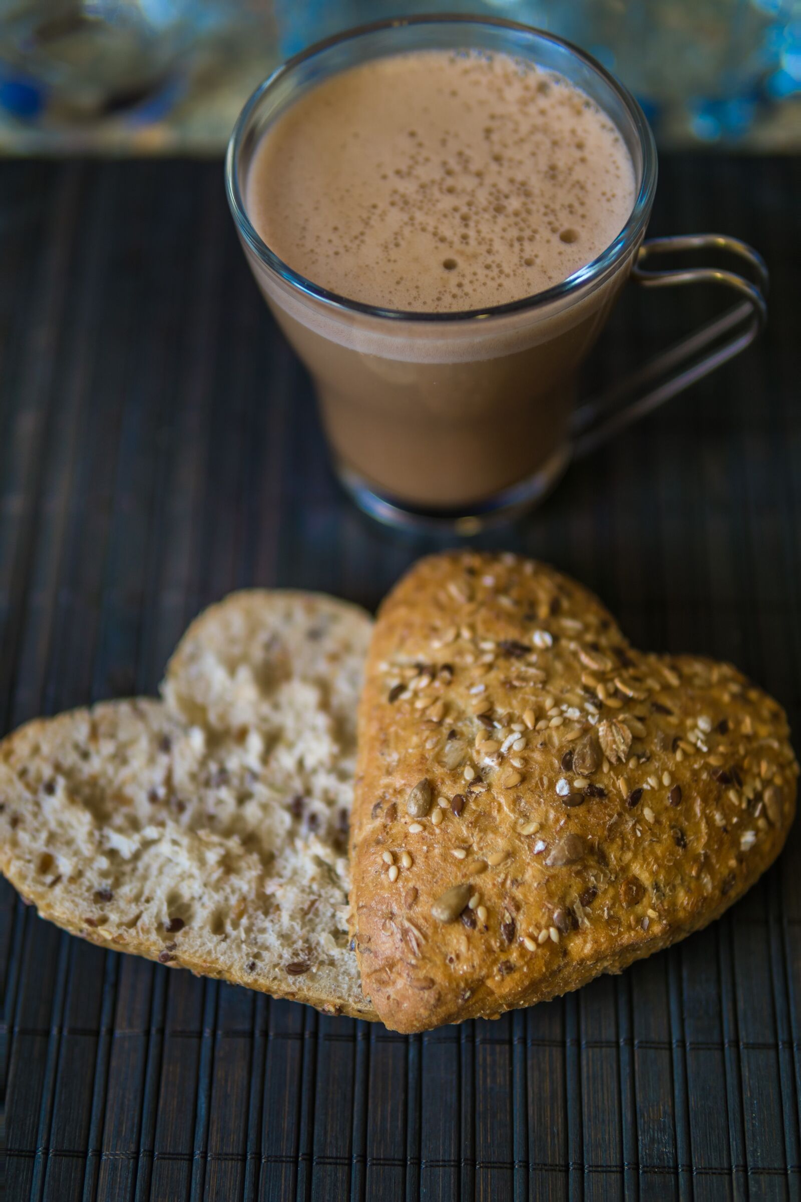 30mm F1.4 DC DN | Contemporary 016 sample photo. Roll, knife, coffee photography