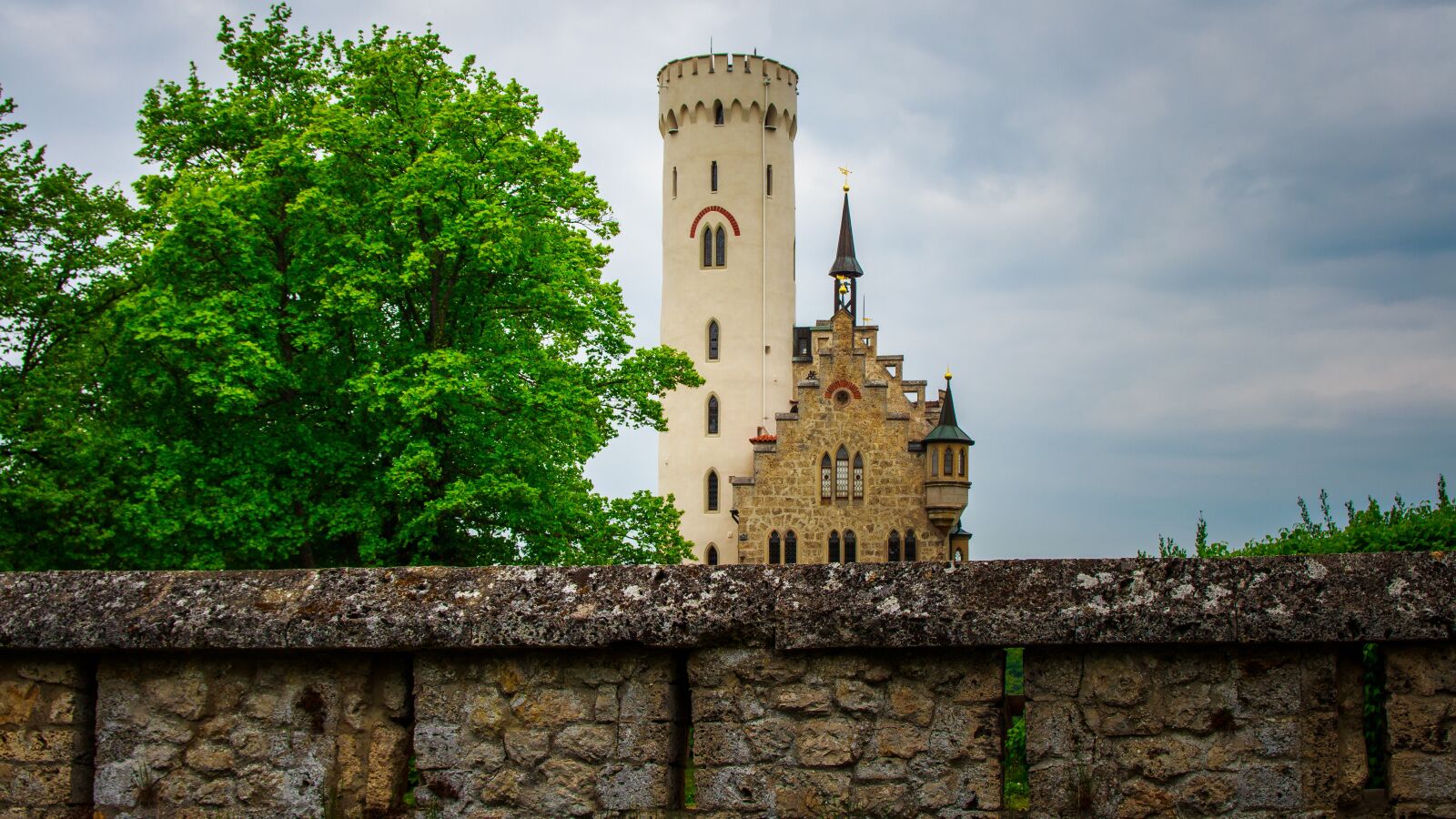 Canon EOS 650D (EOS Rebel T4i / EOS Kiss X6i) sample photo. Burg lichtenstein, castle, romantic photography