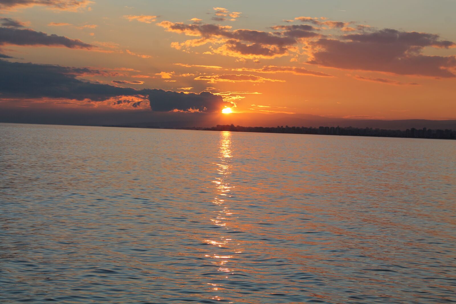 Canon EOS 1100D (EOS Rebel T3 / EOS Kiss X50) sample photo. Solar, sunset, sky photography