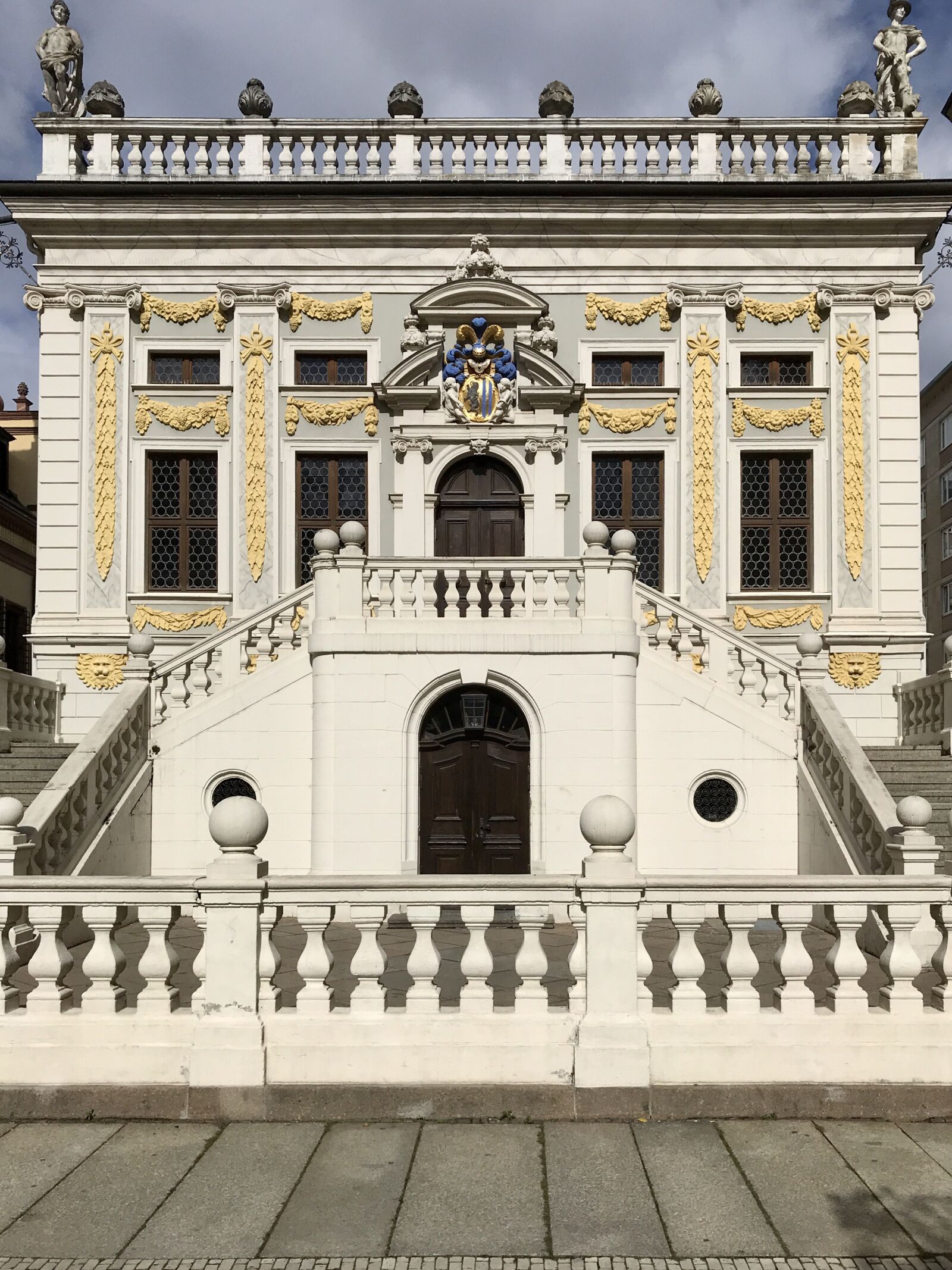 iPhone 7 back camera 3.99mm f/1.8 sample photo. Leipzig, germany, architecture photography