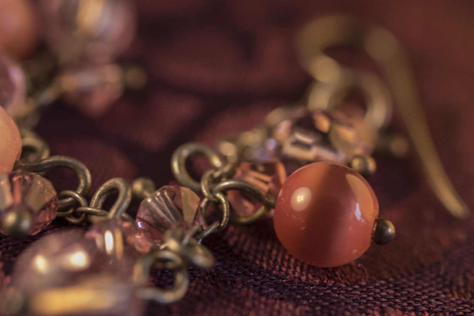 Canon EOS 200D (EOS Rebel SL2 / EOS Kiss X9) sample photo. Jewel, jewelry, jewellery photography