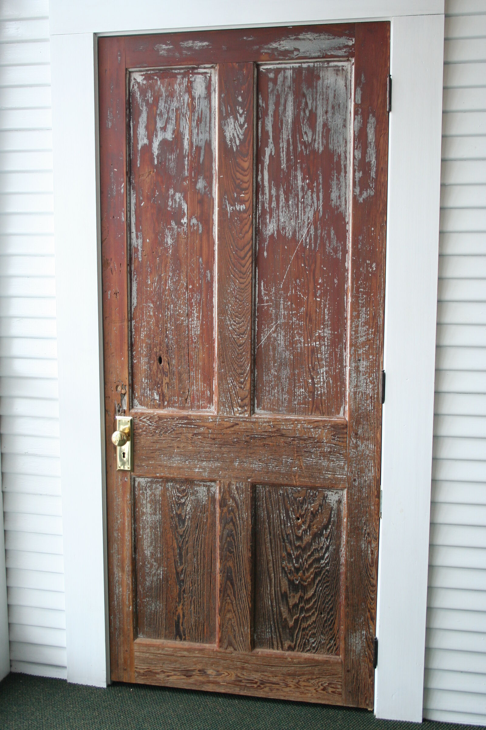 Canon EOS 350D (EOS Digital Rebel XT / EOS Kiss Digital N) sample photo. Old, door, wooden, door photography