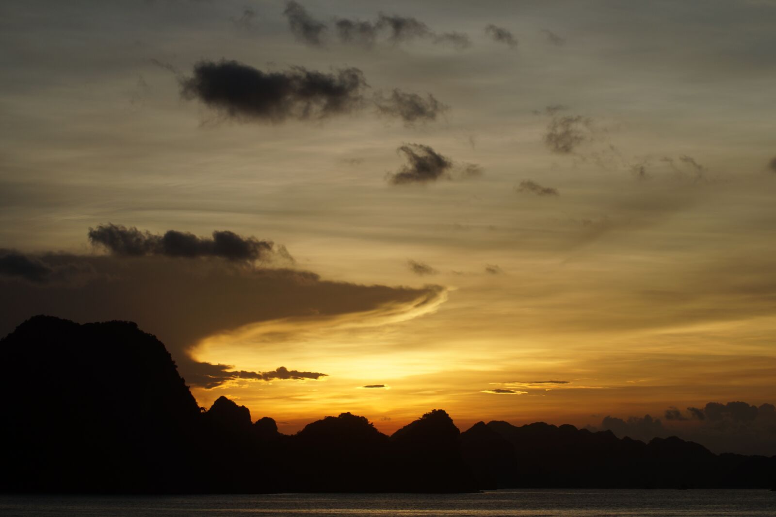 Sony SLT-A58 sample photo. Sunset, dawn, dusk photography