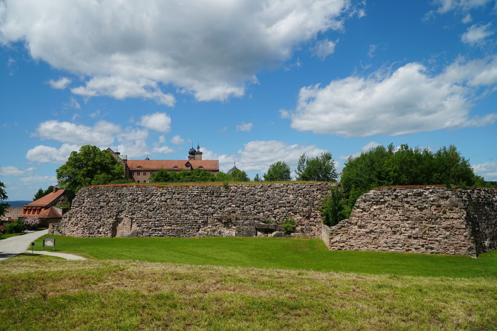 Sony a6300 + Sony E PZ 18-105mm F4 G OSS sample photo. Plassenburg castle, kulmbach, castle photography
