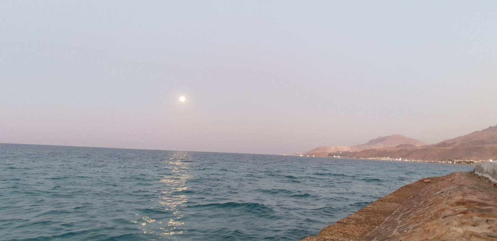 Samsung Galaxy Note9 sample photo. Sea, moon, sky photography