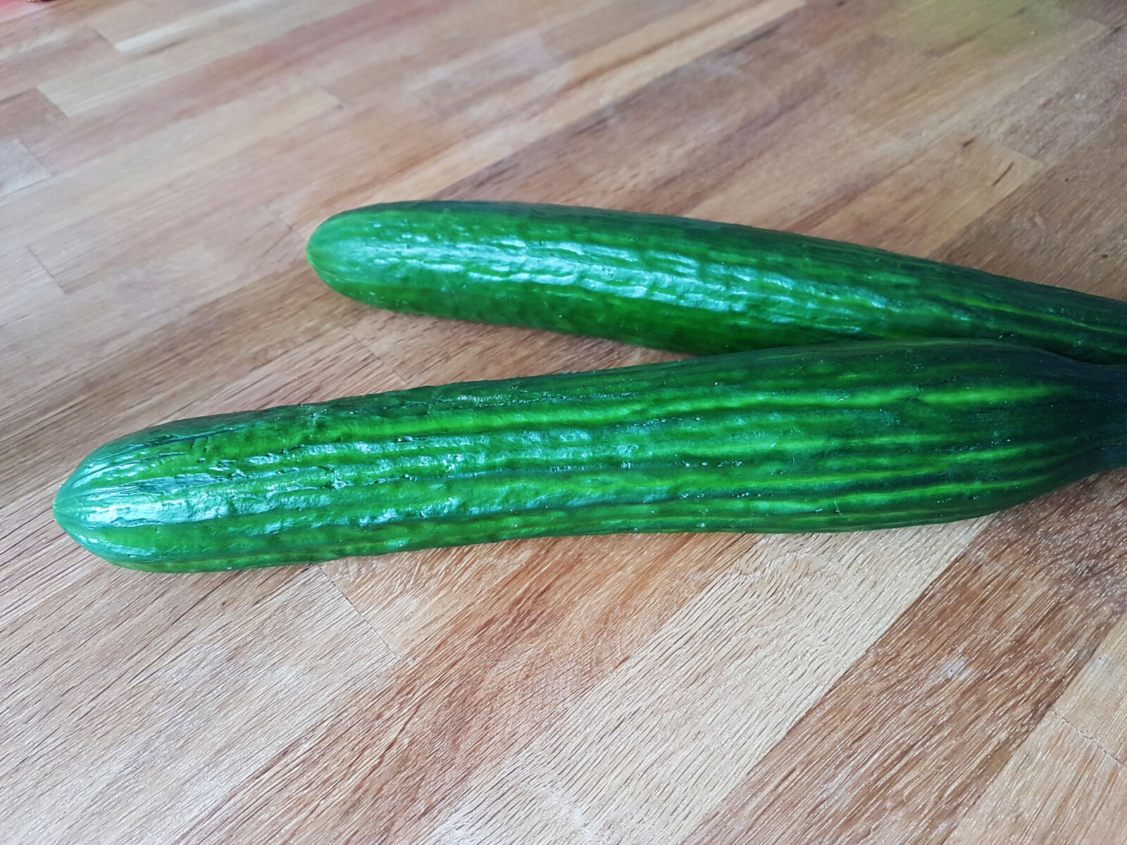 Samsung Galaxy S7 Edge sample photo. Cucumber photography
